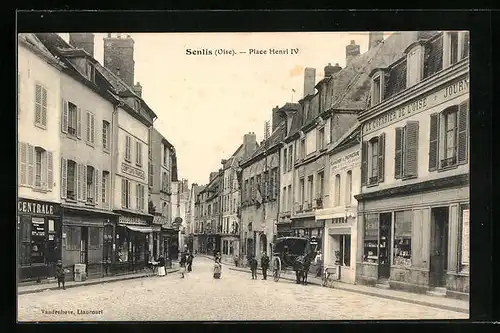 AK Senlis, Place Henri IV