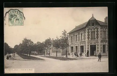 AK Vineuil-Saint-Firmin, Café de la Gare