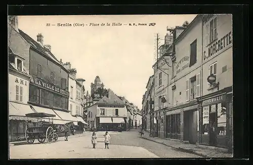 AK Senlis, Place de la Halle
