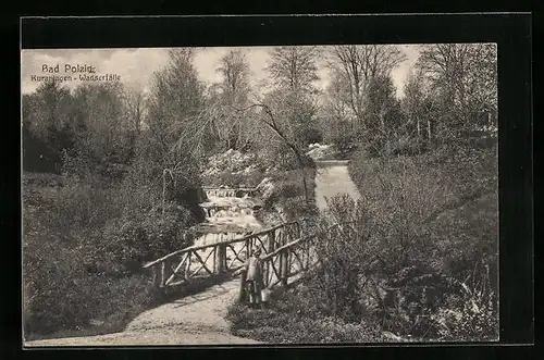 AK Polzin, Kuranlagen-Wasserfälle mit kleiner Brücke