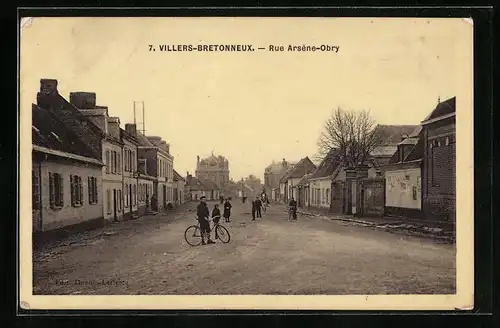 AK Villers-Bretonneux, Rue Arsène-Obry, Strassenpartie