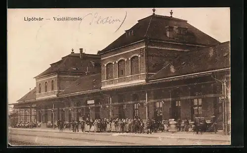 AK Lipótvár, Vasútállomás, Bahnhof