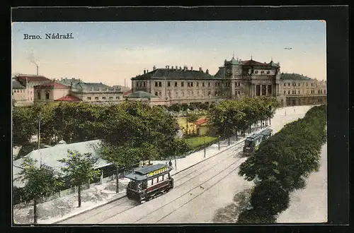 AK Brünn / Brno, Nádrazí, Blick zum Bahnhof, Strassenbahn