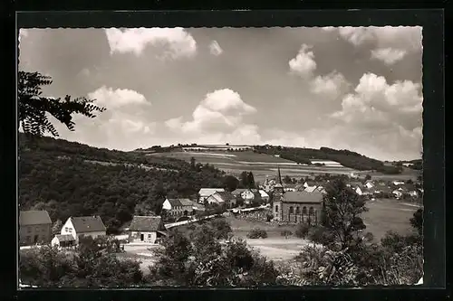 AK Hentern / Niederzerf, Ortsansicht mit Kirche