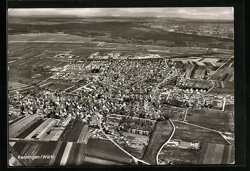 AK Renningen / Württ., Gesamtansicht vom Flugzeug aus gesehen