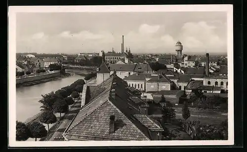 AK Lundenburg, Ortsansicht und Flusspartie aus der Vogelschau