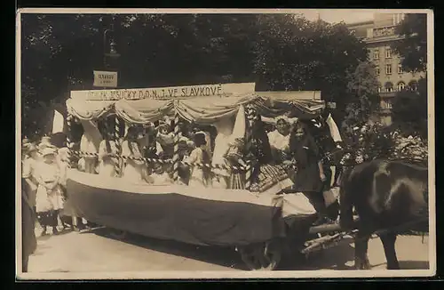 AK Slavkov, Festumzug
