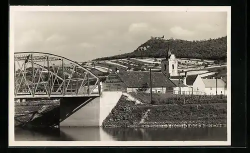 AK Unter Wisternitz, Flusspartie mit Brücke