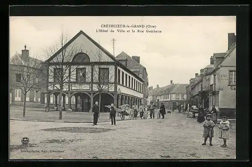 AK Crèvecoeur-le-Grand, L`Hotel de Ville et la Rue Gambetta