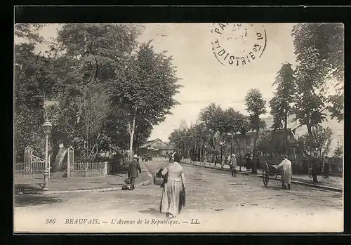 AK Beauvais, L`Avenue de la République