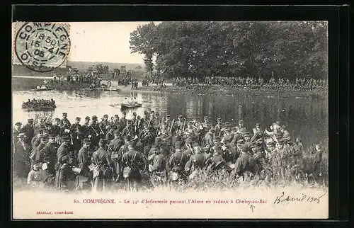 AK Choisy-au-Bac, Le 54e d`Infanterie passant l`Aisne en radeau