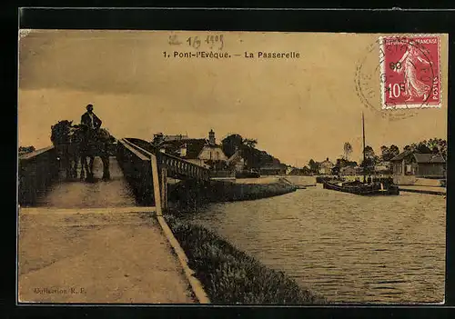 AK Pont-l`Éveque, La Passerelle