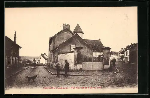 AK Nanteuil-le-Haudouin, Rue Carnot et Rue du Gué