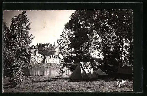 AK Amboise, Le Chateau et le Camping dans I`lle d`Or