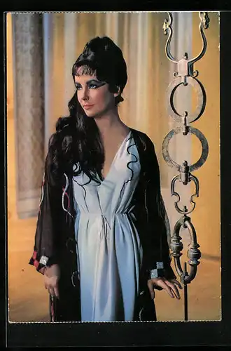 AK Elizabeth Taylor, in ihrem Kostüm als Kleopatra gesehen