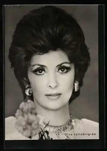 AK Gina Lollobrigida, Portrait der Schauspielerin aus Der Glöckner von Notre Dame