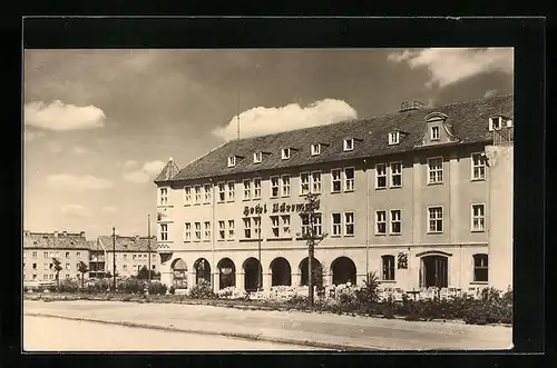 AK Prenzlau, vor dem Hotel Uckermark