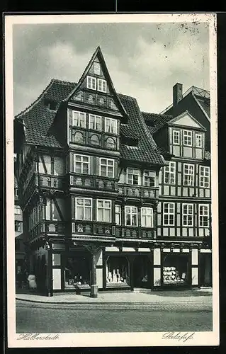 AK Halberstadt, Fassaden alter Fachwerkhäuser, Stelzfuss