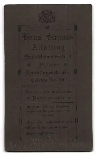 Fotografie Hans Strauss, Altötting, Schlotthammerstrasse 1, Sympathisches Fräulein in Schwarz