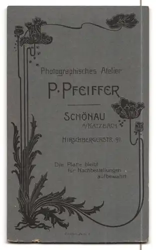 Fotografie P. Pfeiffer, Schönau a. Katzbach, Hirschbergerstr. 91, Junger Herr im Anzug mit Krawatte