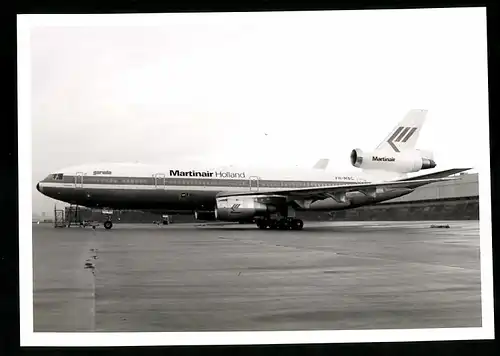 Fotografie Flugzeug Douglas DC-10, Passagierflugzeug der Martinair Holland, Kennung PH-MBG