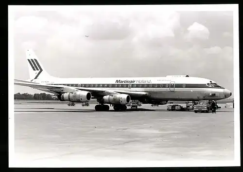 Fotografie Flugzeug Douglas DC-8, Frachtflugzeug der Martinair Holland - Air Afrique, Kennung PH-MBH