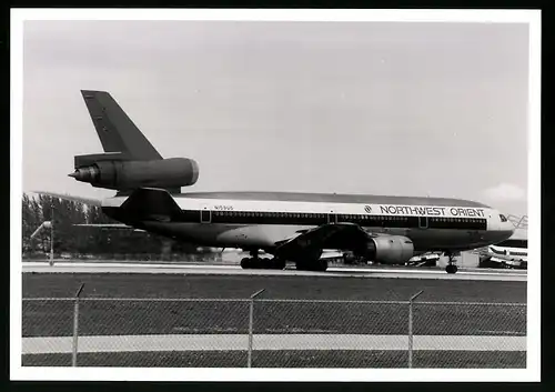 Fotografie Flugzeug Douglas DC-10, Passagierflugzeug Northwest Orient, Kennung NI59US