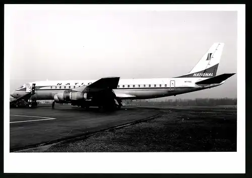 Fotografie Flugzeug Douglas DC-8, Passagierflugzeug National Air, Kennung N779C