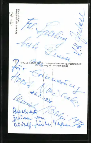 AK Schauspielerin Maria Paudler mit Pelz und Schmuck, Autograph