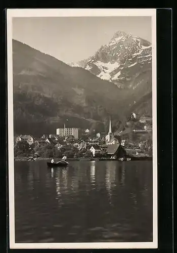 AK Mühlehorn am Walensee, Ortsansicht gegen das Gebirge