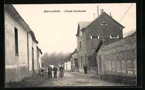 AK Boutilleries, L`École Communale