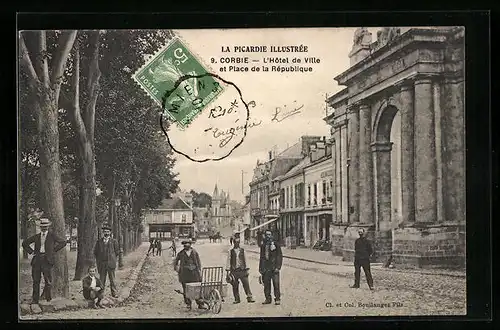 AK Corbie, L`Hôtel de Ville et Place de la République