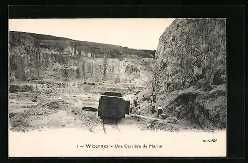 AK Wizernes, Une Carriere de Marne, Steinbruch, Bergleute