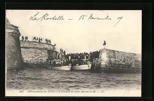 AK Saint-Martin-de-Re, Embarquement des Forcats a la Citadelle, Jura