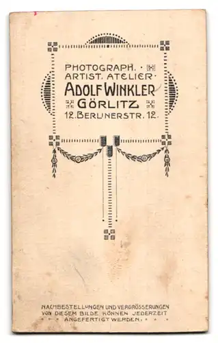 Fotografie Adolf Winkler, Görlitz, Berlinerstr. 12, Junges Paar in hübscher Kleidung