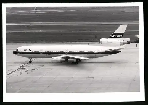 Fotografie Flugzeug Douglas DC-10l, Passagierflugzeug Laker, Kennung G-BBSZ