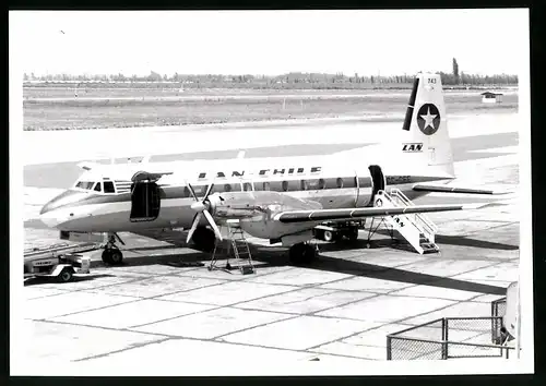 Fotografie Flugzeug Avro 748, Passagierflugzeug der LAN Chile, Kennung CC-CEE