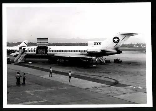 Fotografie Flugzeug Boeing 727, Frachtflugzeug der LAN Chile, Kennung CC-CFD