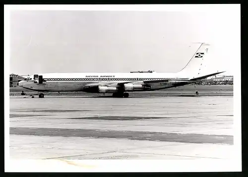 Fotografie Flugzeug Boeing 707, Passagierflugzeug der Nigeria Airways, Kennung ET-ACO