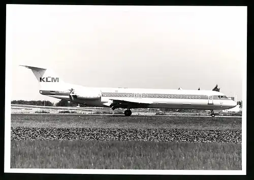 Fotografie Flugzeug Fokker 100, Passagierflugzeug der KLM