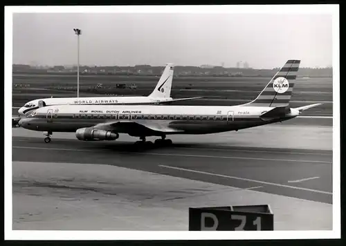 Fotografie Flugzeug Douglas DC-8, Passagierflugzeug der KLM, Kennung PH-ADA