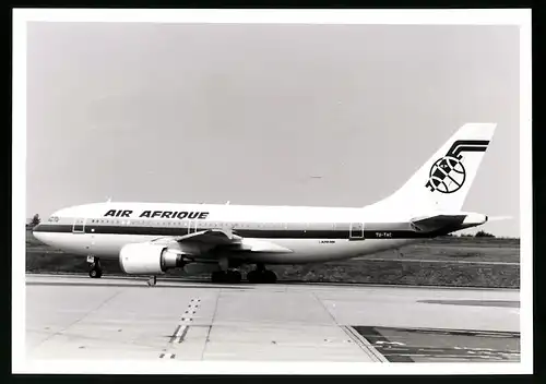 Fotografie Flugzeug Airbus A310, Passagierflugzeug der Air Afrique, Kennung TU-TAC