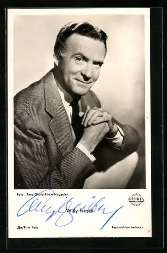 AK Schauspieler Willy Fritsch in kariertem Anzug, Autograph