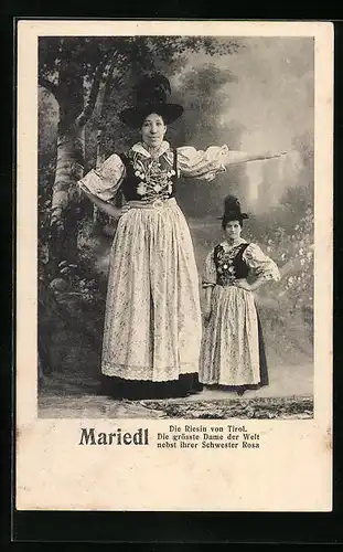 AK Riesin Mariedl von Tirol neben ihrer Schwester Rosa