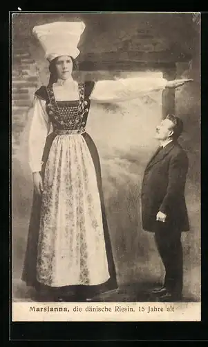 AK Die dänische Riesin Marsianna, 15 Jahre alt