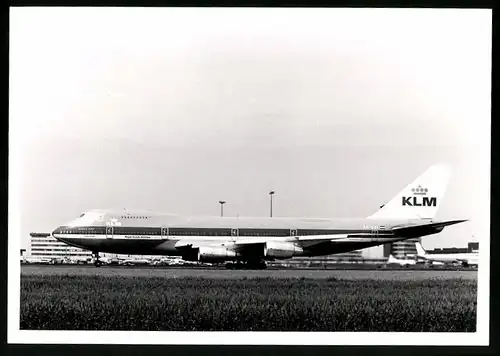 Fotografie Flugzeug Boeing 747 Jumbojet, Passagierflugzeug der KLM, Kennung PH-BUI