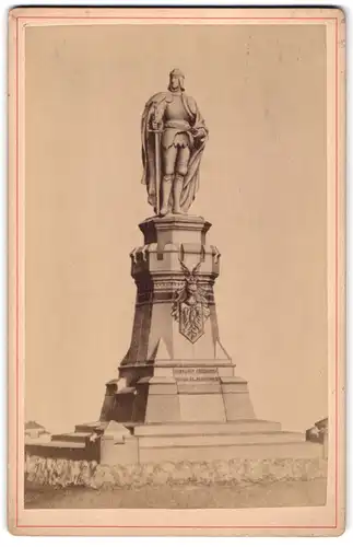 Fotografie unbekannter Fotograf, Ansicht Friesack, Blick auf das Kurfürst Friedrich Denkmal