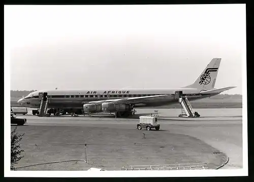 Fotografie Flugzeug Douglas DC-8, Passagierflugzeug der Air Afrique, Kennung TU-TCA