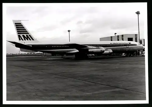 Fotografie Flugzeug Boeing 707, Passagierflugzeug der Air Manila International