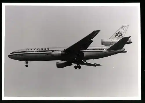 Fotografie Flugzeug Douglas DC-10, Passagierflugzeug der American Airlines, Kennung N138AA
